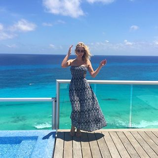 Ana Mancini feet photo 1
