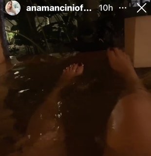 Ana Mancini feet photo 16