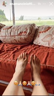 Ana Mancini feet photo 13