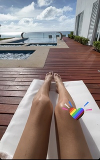Ana Mancini feet photo 8