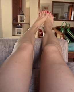 Ana Mancini feet photo 9
