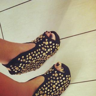 Ana María Polvorosa feet photo 5