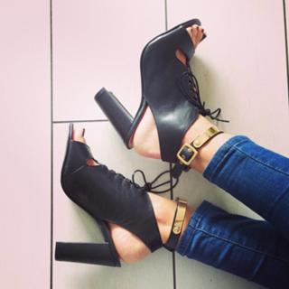 Ana María Polvorosa feet photo 16