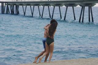 Ana Mena feet photo thumbnail