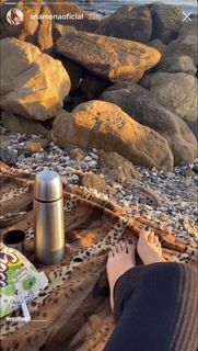 Ana Mena feet photo thumbnail