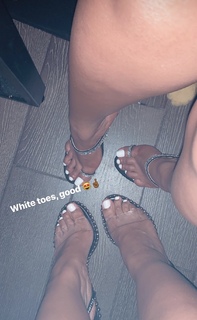 Ana Montana feet photo 5