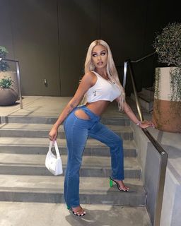 Ana Montana feet photo 12