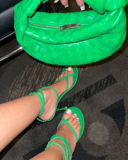 Ana Montana feet photo 6