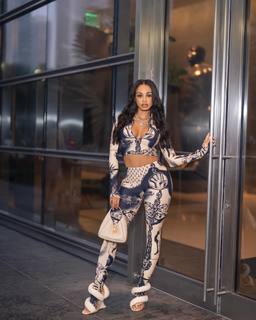 Ana Montana feet photo 17