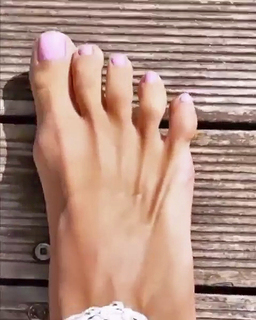 Ana Moura feet photo 19