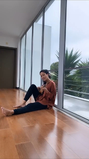 Ana Moura feet photo 7