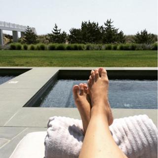 Ana Navarro feet photo 3