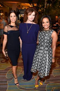 Ana Ortiz feet photo thumbnail