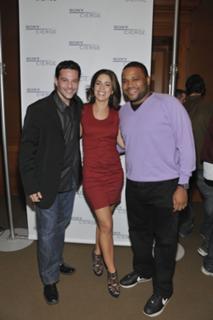 Ana Ortiz feet photo thumbnail