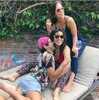 Ana Ortiz feet photo thumbnail