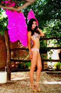 Ana Patricia González feet photo 8
