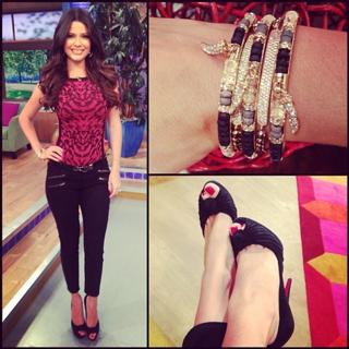 Ana Patricia González feet photo 2