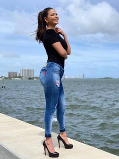 Ana Patricia González feet photo 6