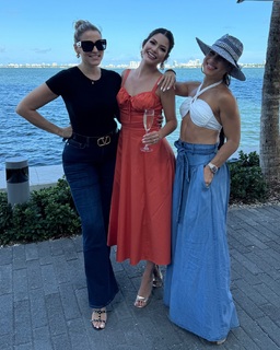 Ana Patricia González feet photo 7