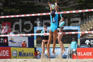 Ana Paula Henkel feet photo 6