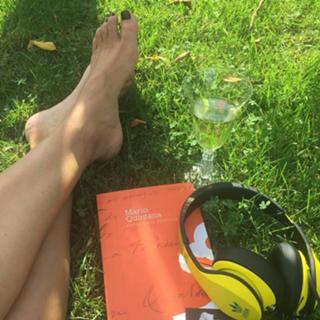Ana Paula Henkel feet photo 13