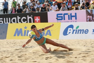 Ana Paula Henkel feet photo 9