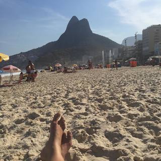Ana Paula Henkel feet photo 3