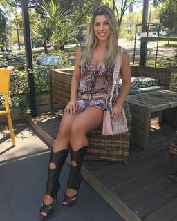 Ana Paula Minerato feet photo 18