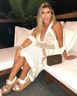 Ana Paula Minerato feet photo 20