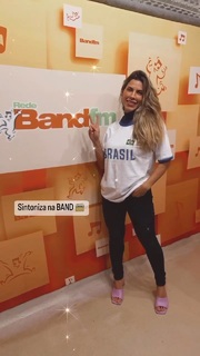 Ana Paula Minerato feet photo 10