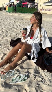 Ana Paula Minerato feet photo 18