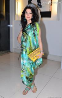 Ana Paula Padrão feet photo thumbnail