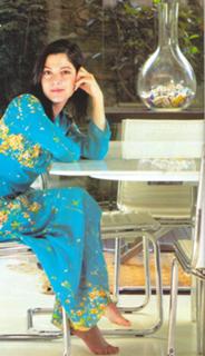 Ana Paula Padrão feet photo thumbnail