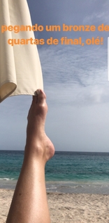 Ana Paula Padrão feet photo thumbnail