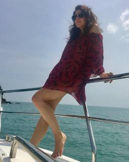 Ana Paula Padrão feet photo thumbnail