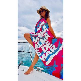 Ana Paula Padrão feet photo thumbnail