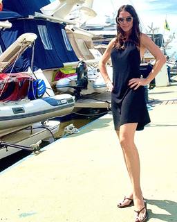 Ana Paula Padrão feet photo thumbnail