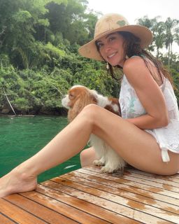 Ana Paula Padrão feet photo thumbnail