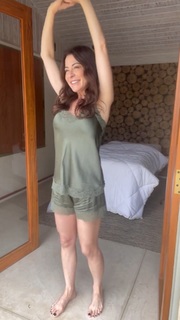 Ana Paula Padrão feet photo thumbnail