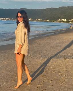 Ana Paula Padrão feet photo thumbnail