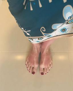 Ana Paula Padrão feet photo thumbnail