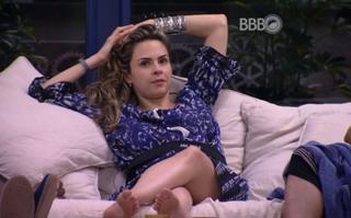 Ana Paula Renault feet photo 5