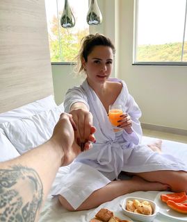 Ana Paula Renault feet photo 1