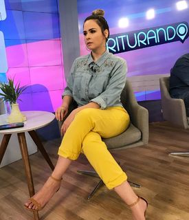 Ana Paula Renault feet photo 11