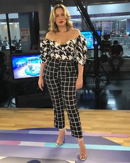 Ana Paula Renault feet photo 13