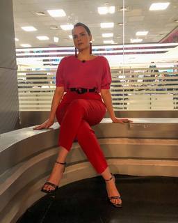 Ana Paula Renault feet photo 2