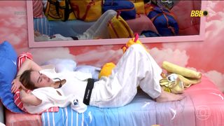 Ana Paula Renault feet photo 8