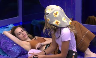 Ana Paula Renault feet photo 15