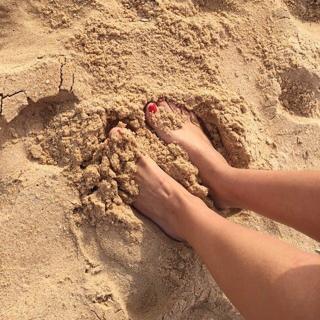 Ana Rita Clara feet photo 20