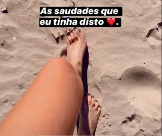 Ana Rita Clara feet photo 2